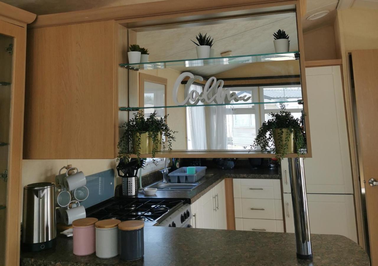 Tranquil 6 Berth Luxury Holiday Home Чичестър Екстериор снимка